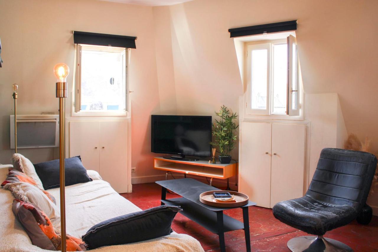 Apartment In The Center Of Paris Exterior foto